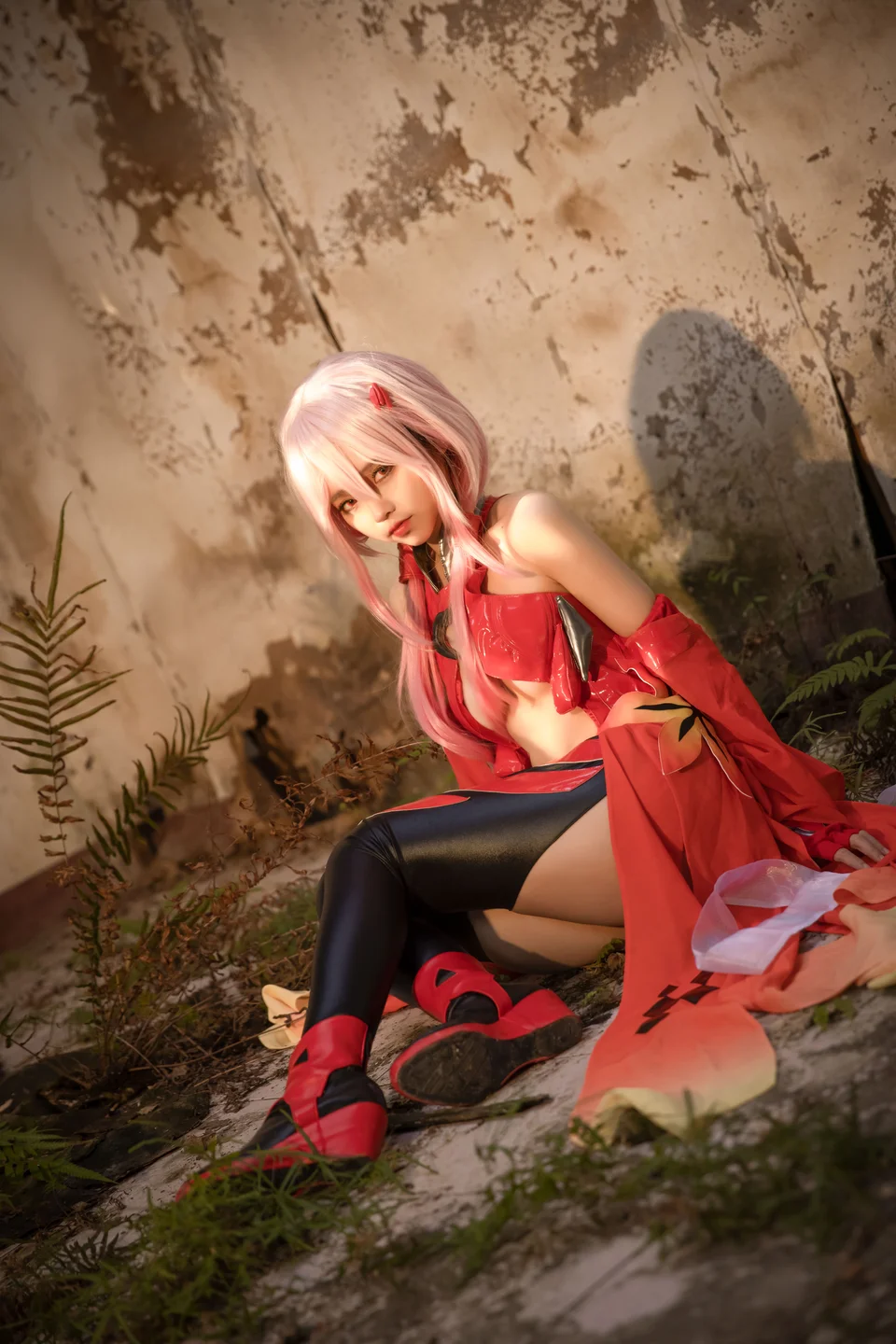 G44不会受伤 - No.171 罪恶王冠·楪祈 [20P-156MB] tg@simisebaisi 【丝足阁】010.webp